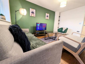 Modern townhouse near Coop Live Etihad
